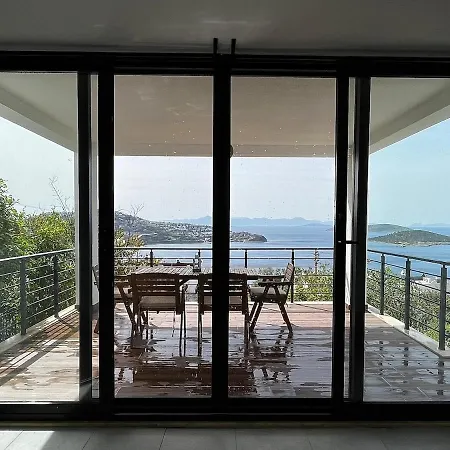 Villa In Yalikavak, Panoramic Sea View And Bodrum